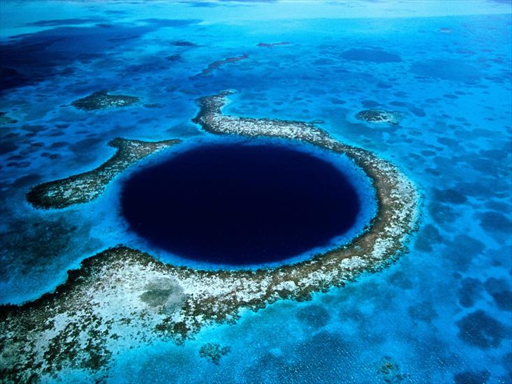 wyspy - Blue Hole, Lighthouse Reef, Belize.jpg