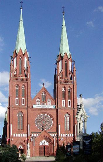Kościoły w Polsce - Zawiercie--Kolegiata_p.w._św._Apostołów_Piotra_i_Pawła.jpg